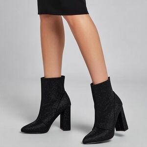 GC Shoes Black Sparkly Rhinestone Block Heel Ankle Booties Pointed Toe - Size 10